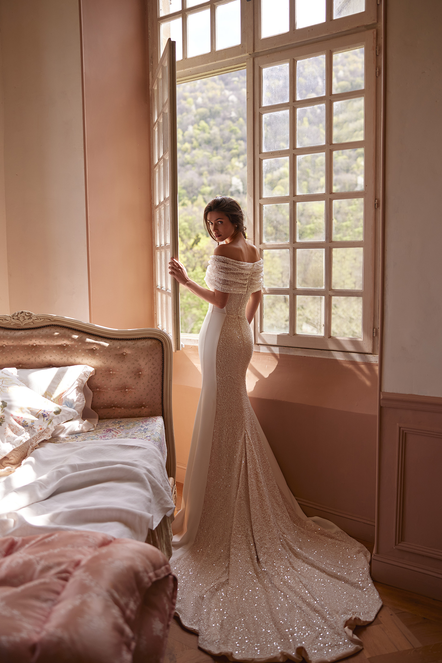 Булчинска рокля от сватбен бутик The Wedding Residence в София