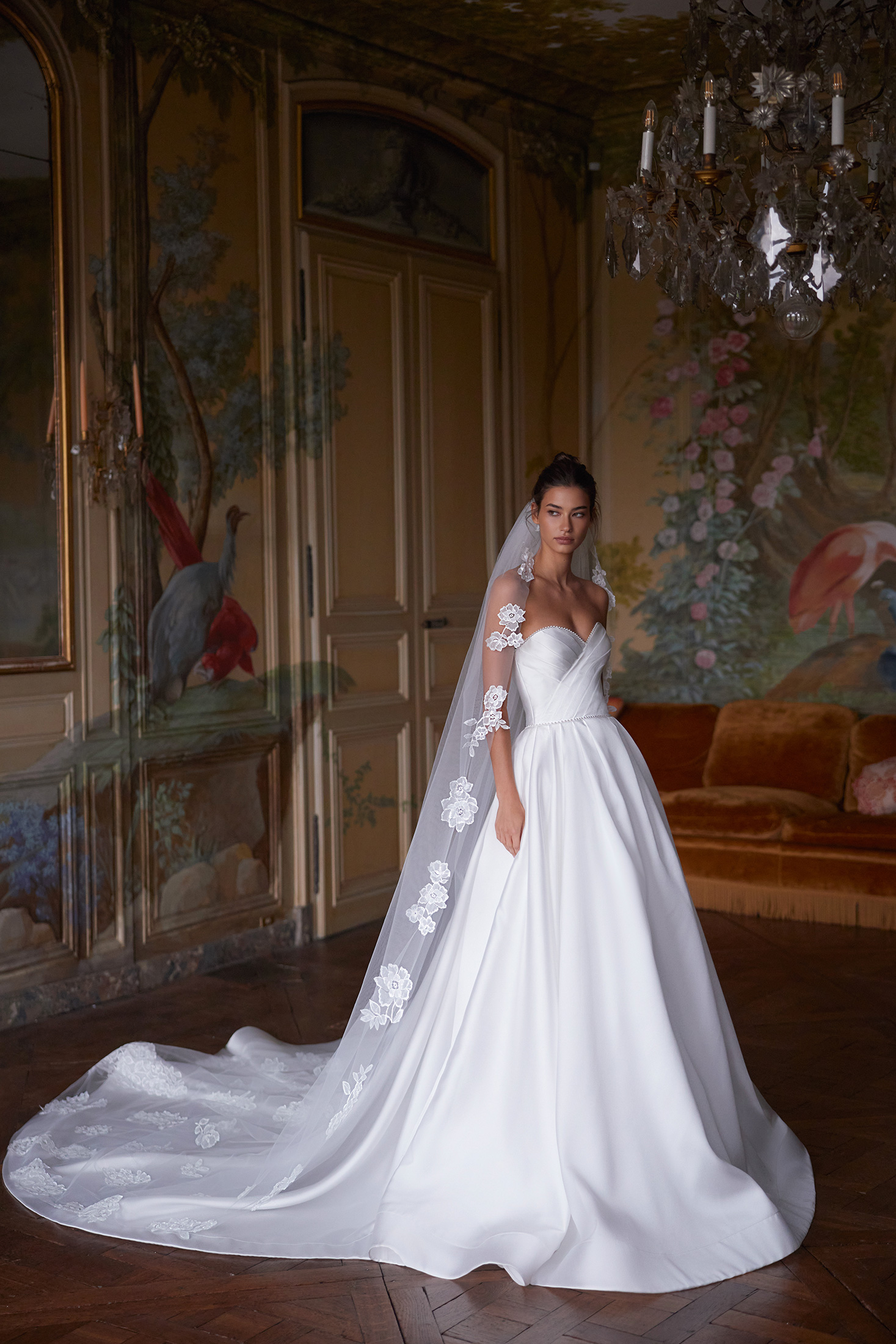 Булчинска рокля от сватбен бутик The Wedding Residence в София