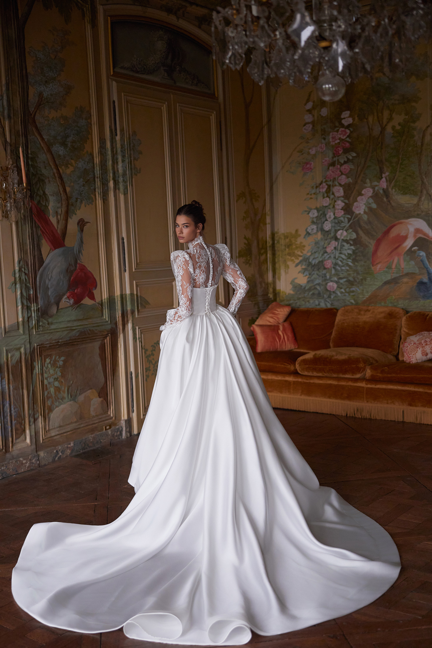 Булчинска рокля от сватбен бутик The Wedding Residence в София
